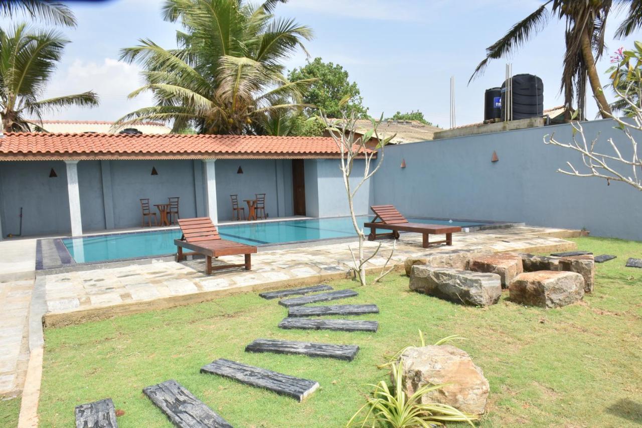Arrow Beach Resort Boossa Bagian luar foto