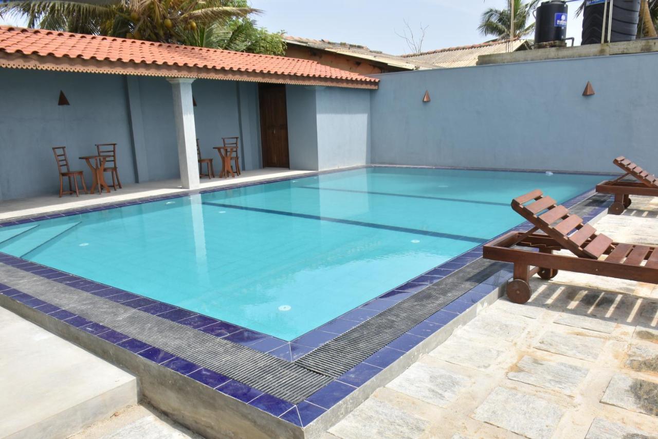 Arrow Beach Resort Boossa Bagian luar foto